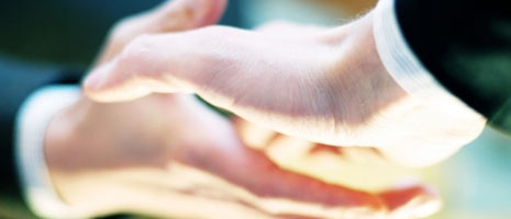 handshake_01.jpg